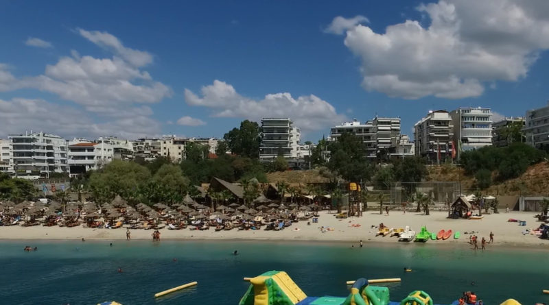 Astir Beach: Το καλοκαίρι συνεχίζεται στην Αθηναϊκή Ριβιέρα