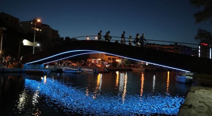 ΣΕΦ: Τοποθέτηση φωτιστικών LED σε δύο γεφυράκια στην Ακτή Δηλαβέρη