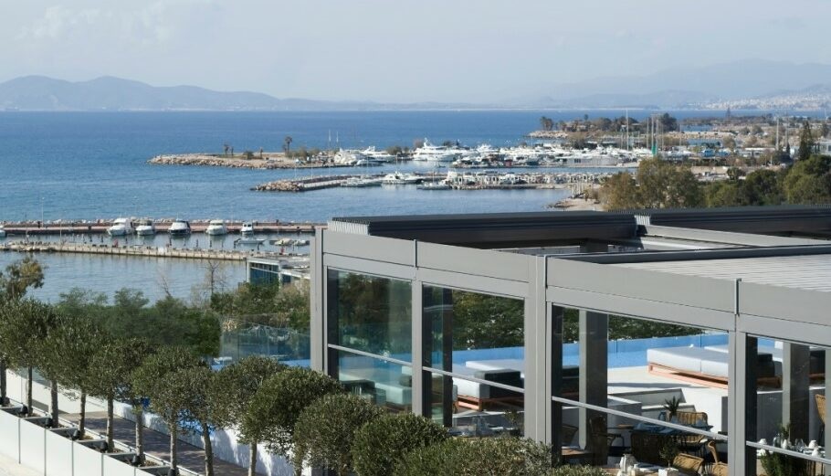 Γλυφάδα: Νέες ξενοδοχειακές επενδύσεις ενισχύουν το πολυτελές προφίλ της Αθηναϊκής Ριβιέρας
