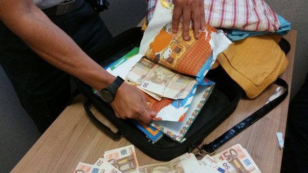 Σπείρα διαρρηκτών «χτυπούσε» καταστήματα σε Κορωπί και Γλυφάδα – 11 κλοπές σε λίγες μέρες