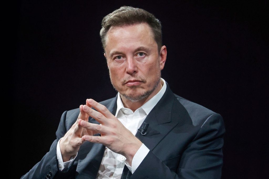 Elon Musk κρούει τον κώδωνα του κινδύνου για την υπογεννητικότητα στην Ευρώπη