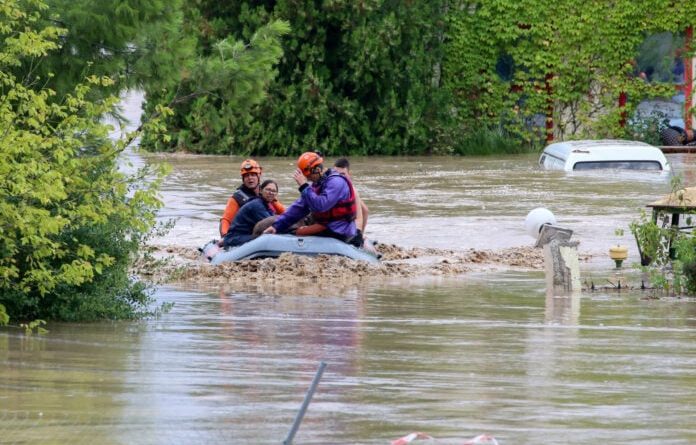 Ο Δήμος Αλίμου δίπλα στους πληγέντες από τις πλημμύρες