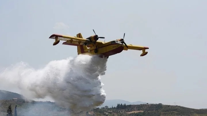 Canadair: Νεκροί οι δύο πιλότοι μετά τη συντριβή του αεροσκάφους