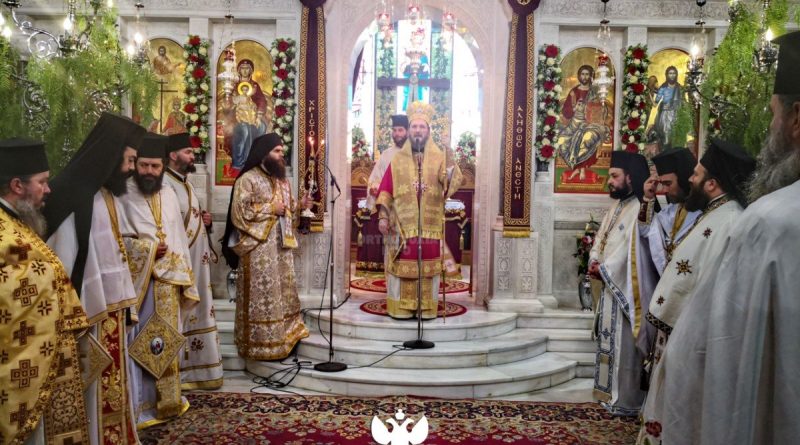 Γλυφάδα: Μεγαλοπρεπής ο εορτασμός των Αγίων Κωνσταντίνου και Ελένης 