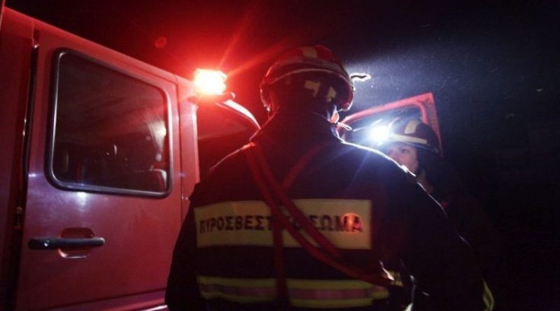 Γλυφάδα: Η πυροσβεστική έθεσε υπό έλεγχο τις πυρκαγιές σε ΑΤΜ
