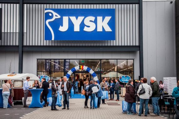 Η JYSK ανοίγει νέο κατάστημα στην Καλλιθέα